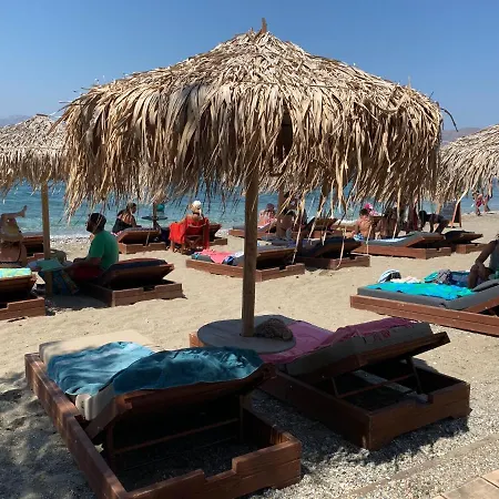 Guest house La Playa Boutique Myrties