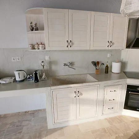 La Playa Boutique בית הארחה