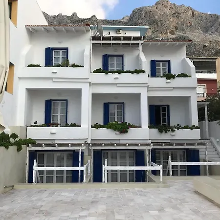 La Playa Boutique בית הארחה